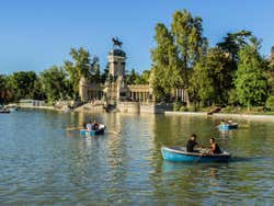 Lago artificiale del Retiro