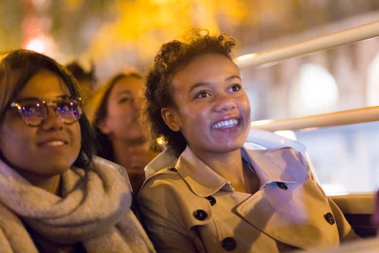 Osservando le luci natalizie di Madrid a bordo del Navibus